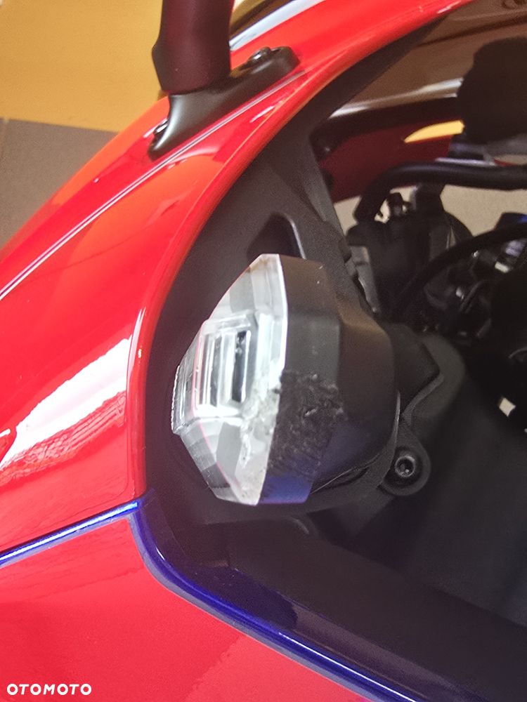 Honda CBR - 24