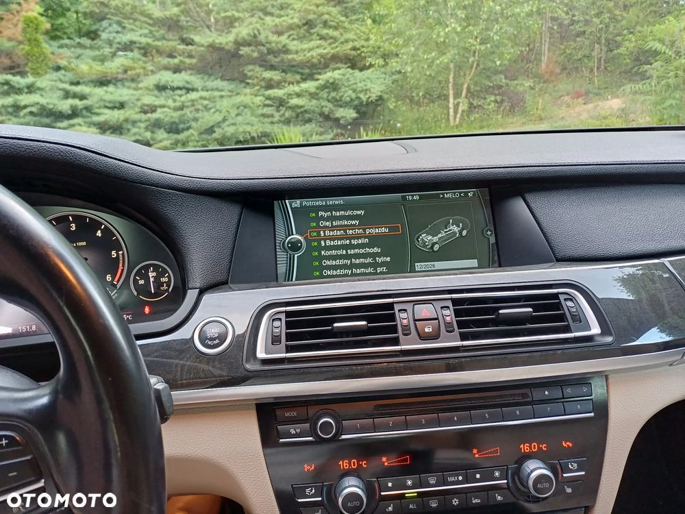 BMW Seria 7 740d xDrive - 18