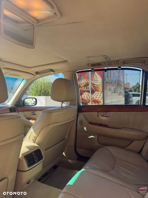 Lexus LS 430 Voyage - 15