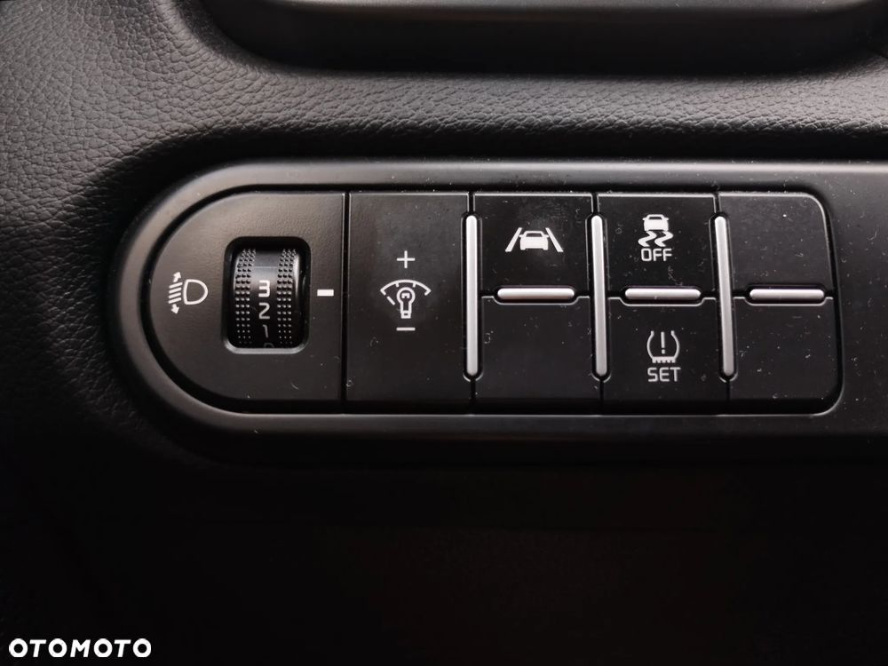 Kia XCeed 1.5 T-GDI M DCT - 13