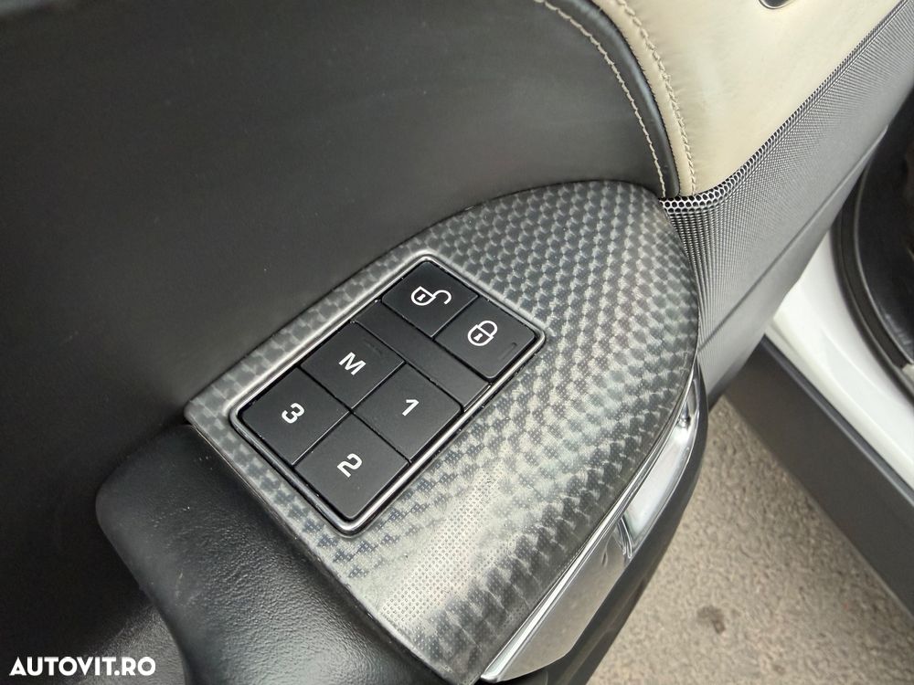 Land Rover Range Rover Sport 3.0 SDV6 HSE Dynamic - 38