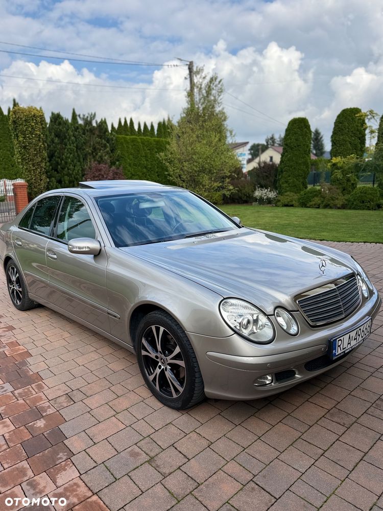 Mercedes-Benz Klasa E 200 Kompressor Classic - 3