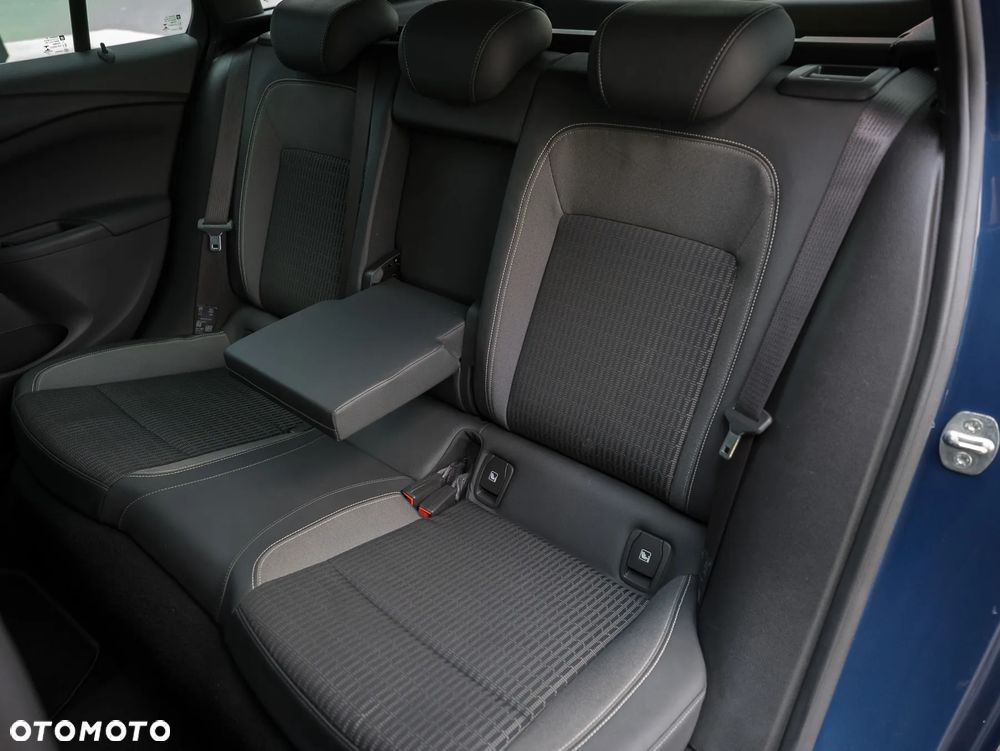 Opel Astra 1.5 D Start/Stop Automatik Business Elegance - 29
