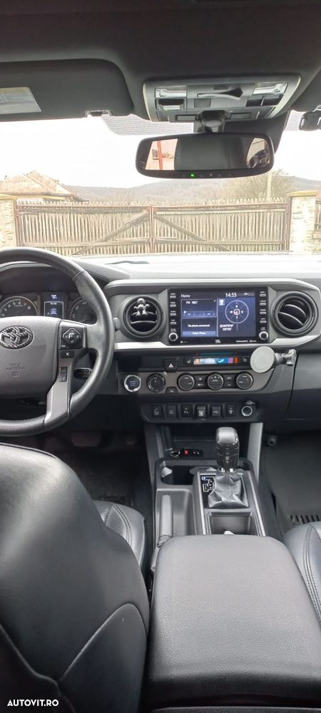 Toyota Tacoma - 11