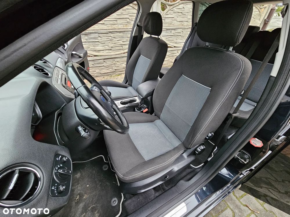 Ford Mondeo SW 2.0 Titanium - 23