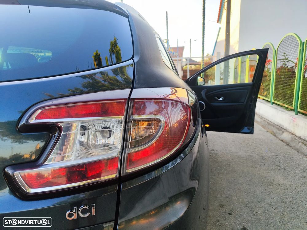 Renault Mégane Sport Tourer 1.5 dCi Dynamique - 8
