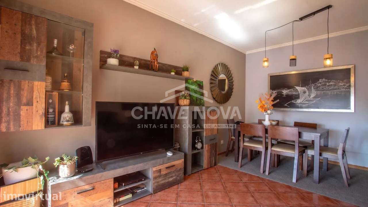 T2+1 no centro da Cidade de Gaia com varanda e garagem - Grande imagem: 5/40