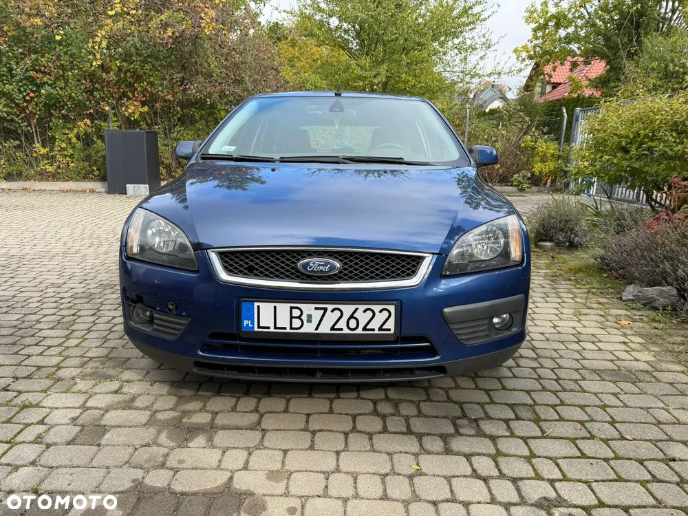 Ford Focus 1.8 FF Ghia - 8
