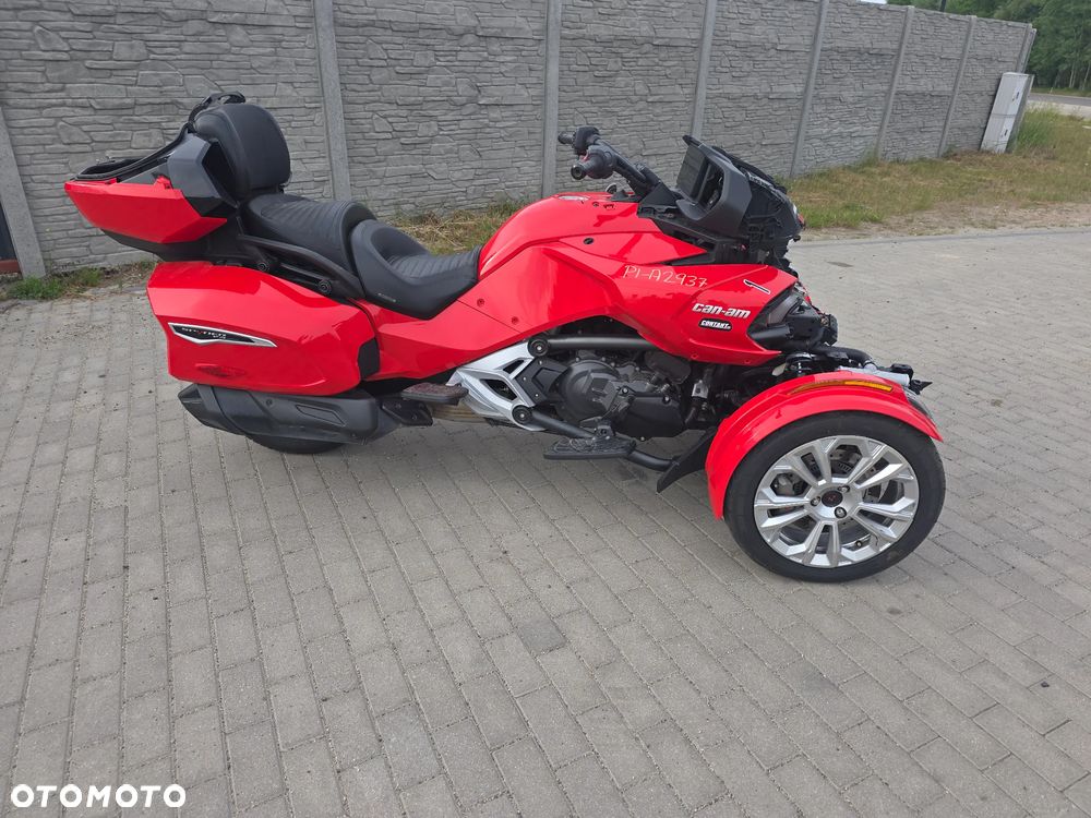 Can-Am Spyder - 1