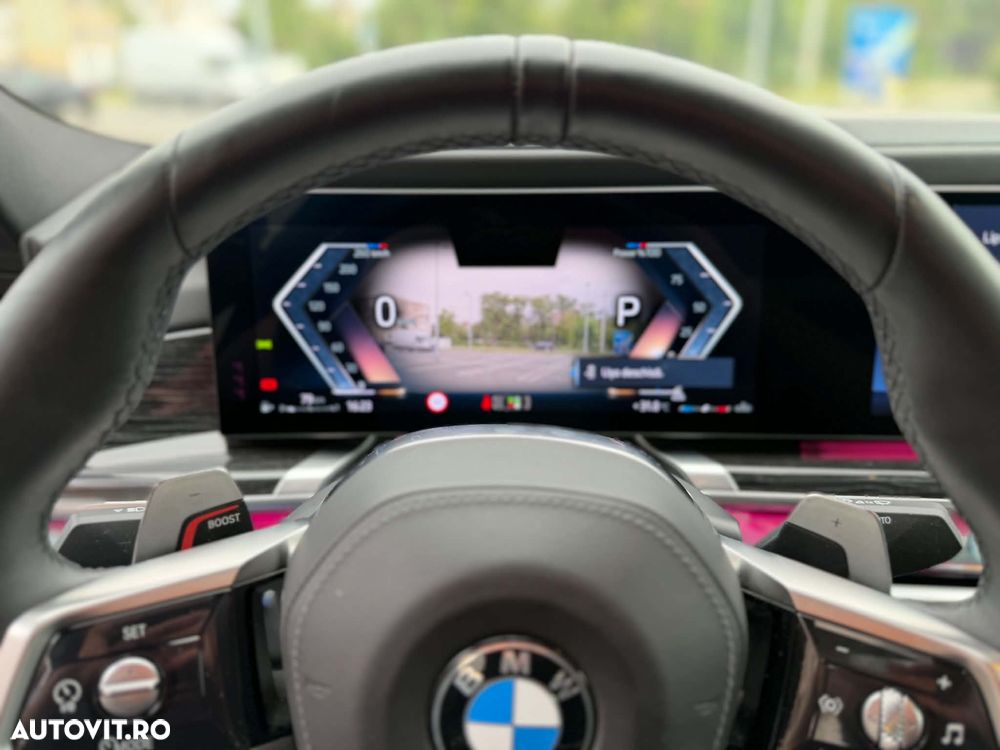 BMW Seria 7 - 8
