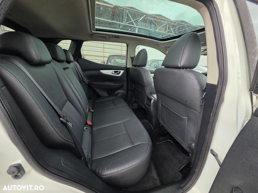 Nissan Qashqai 1.6 DCI 4 x 4 DPF Start/Stop tekna - 18