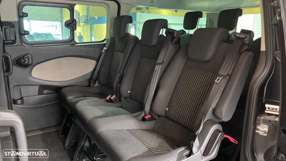 Ford Tourneo Custom 300 L2H1 VA Limited - 11