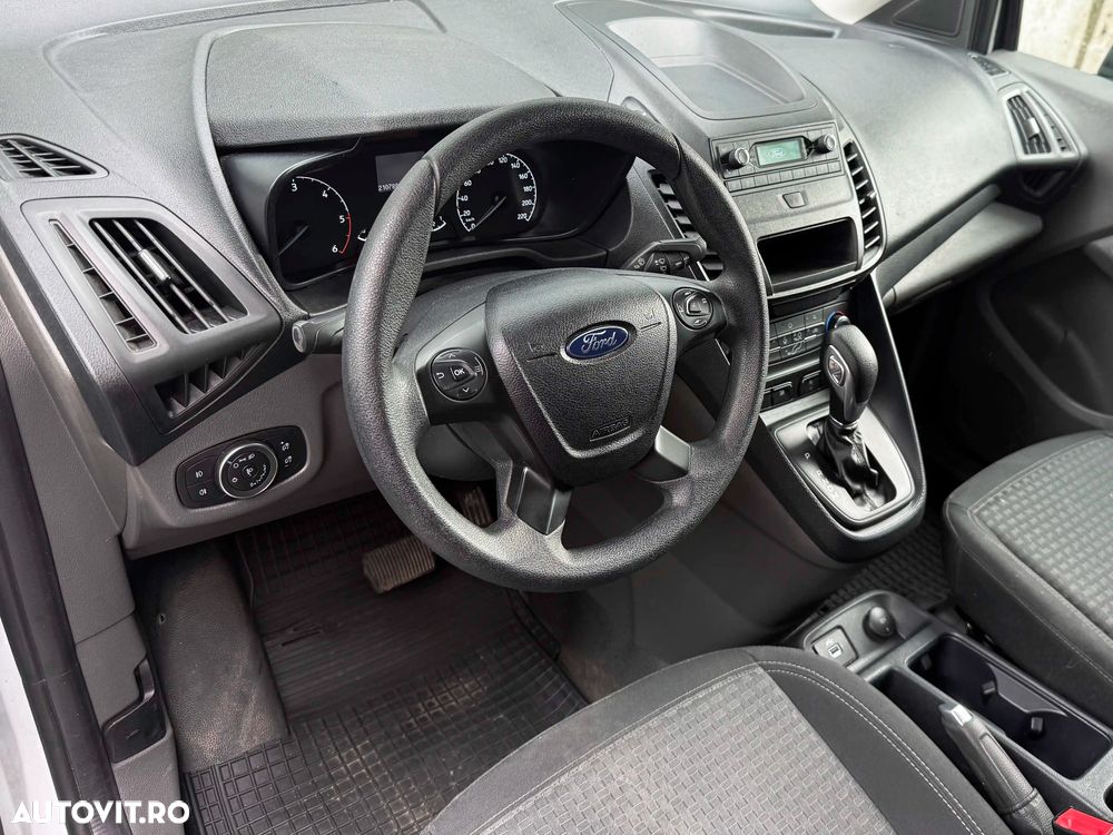 Ford Transit Connect - 11
