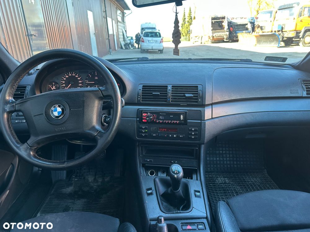 BMW Seria 3 320d - 14