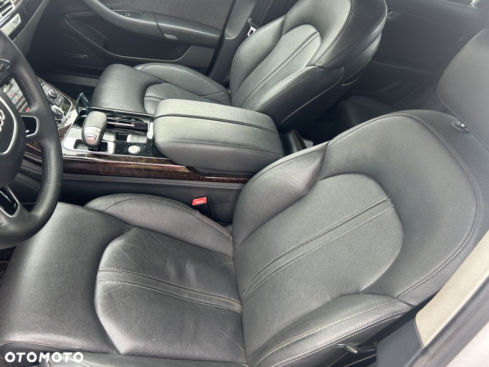 Audi A8 4.2 FSI L Quattro - 21