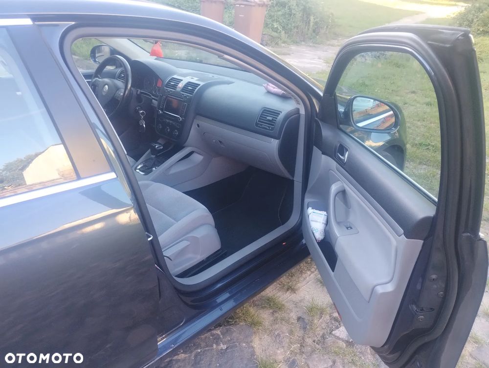Volkswagen Jetta 1.4 TSI Comfortline DSG - 11