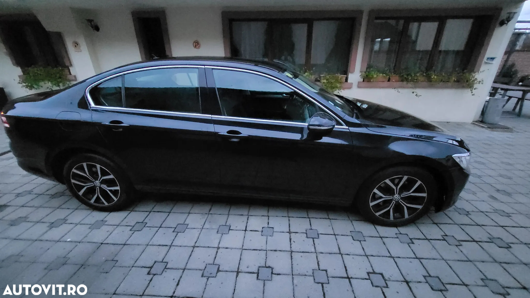 Volkswagen Passat - 38