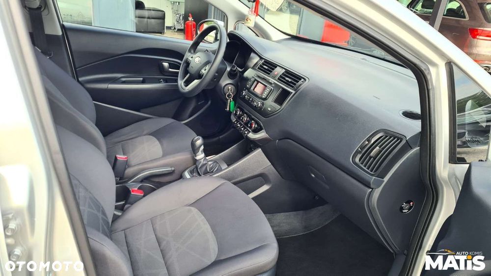 Kia Rio - 20