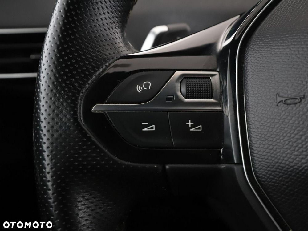 Peugeot 3008 2.0 BlueHDi GT S&S EAT6 - 32