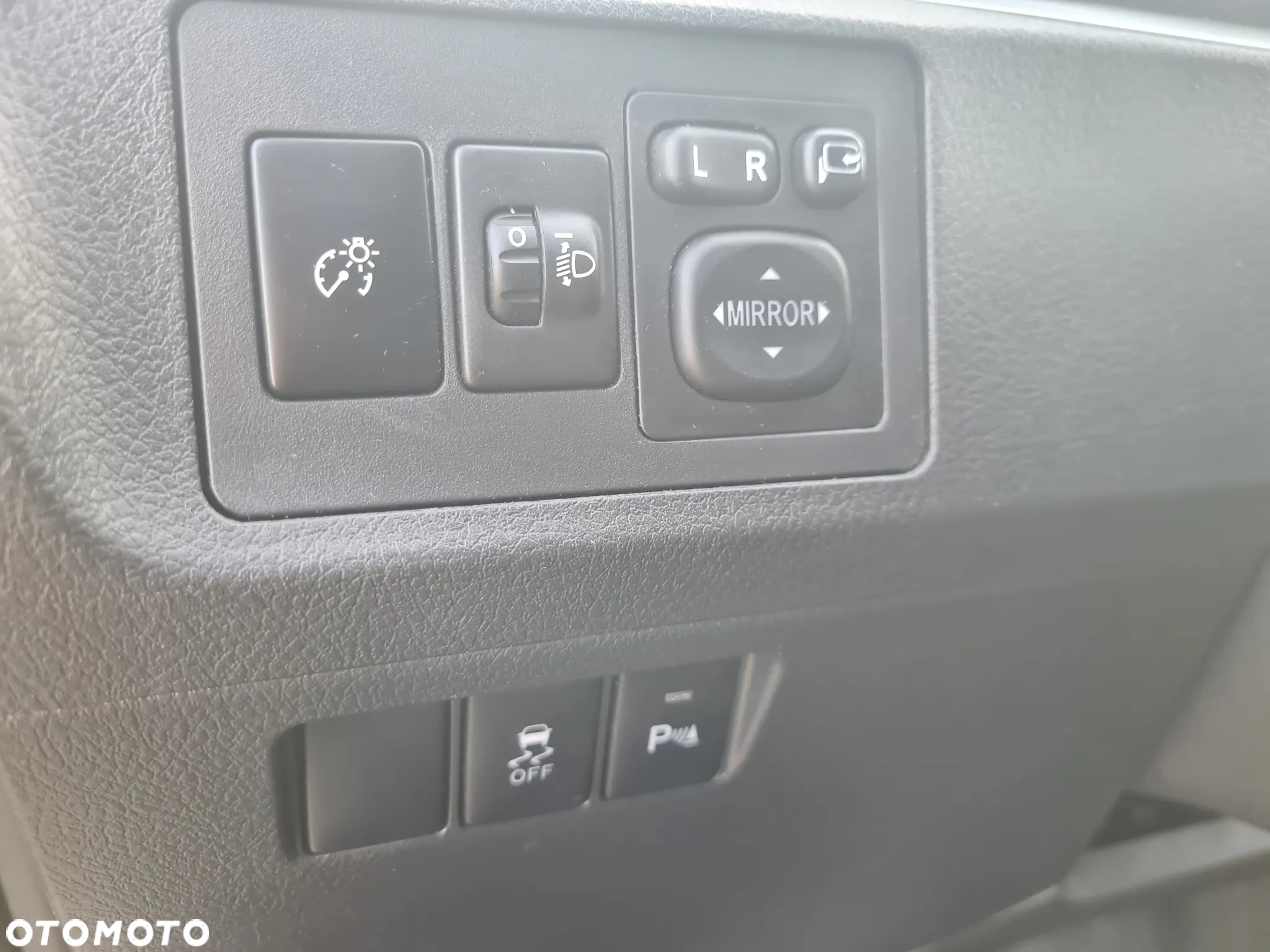 Toyota Verso 1.6 D-4D 5-Sitzer Start/Stop Skyview Edition - 21