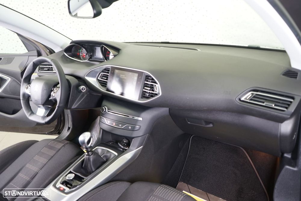 Peugeot 308 SW 1.6 BlueHDi Allure - 17