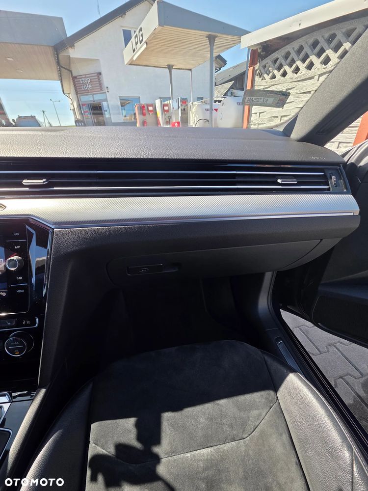 Volkswagen Arteon 2.0 TSI 4Motion R-Line DSG - 27