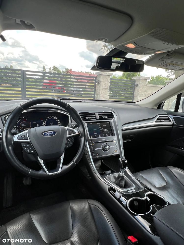 Ford Mondeo 2.0 TDCi Titanium - 10
