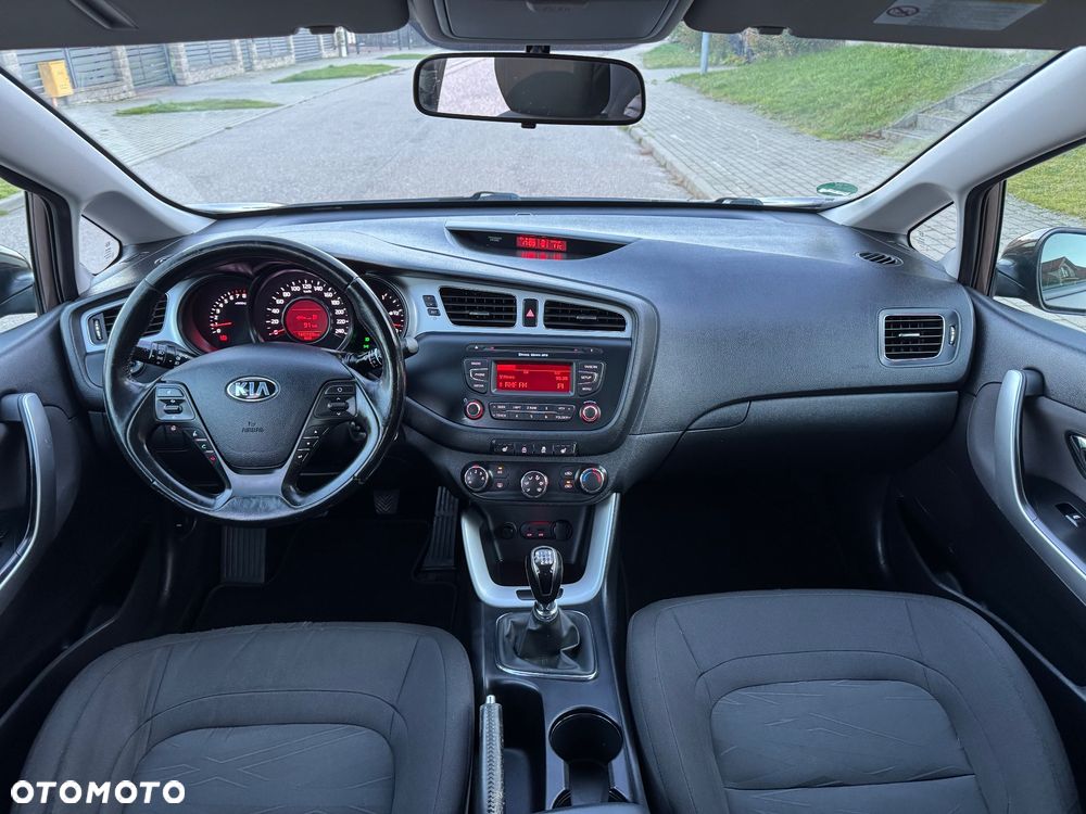 Kia Ceed - 7
