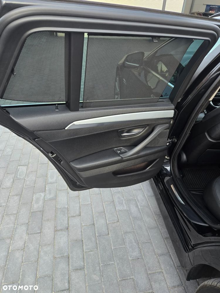 BMW Seria 5 535d - 25