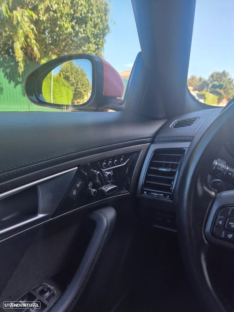 Jaguar F-Type 3.0 V6 S/C Auto - 12
