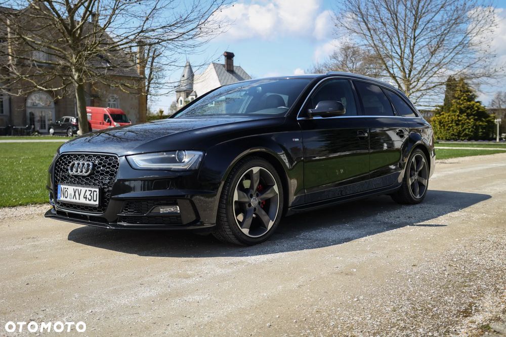 Audi A4 Avant 2.0 TDI DPF clean diesel quattro S tronic S line Sportpaket - 4