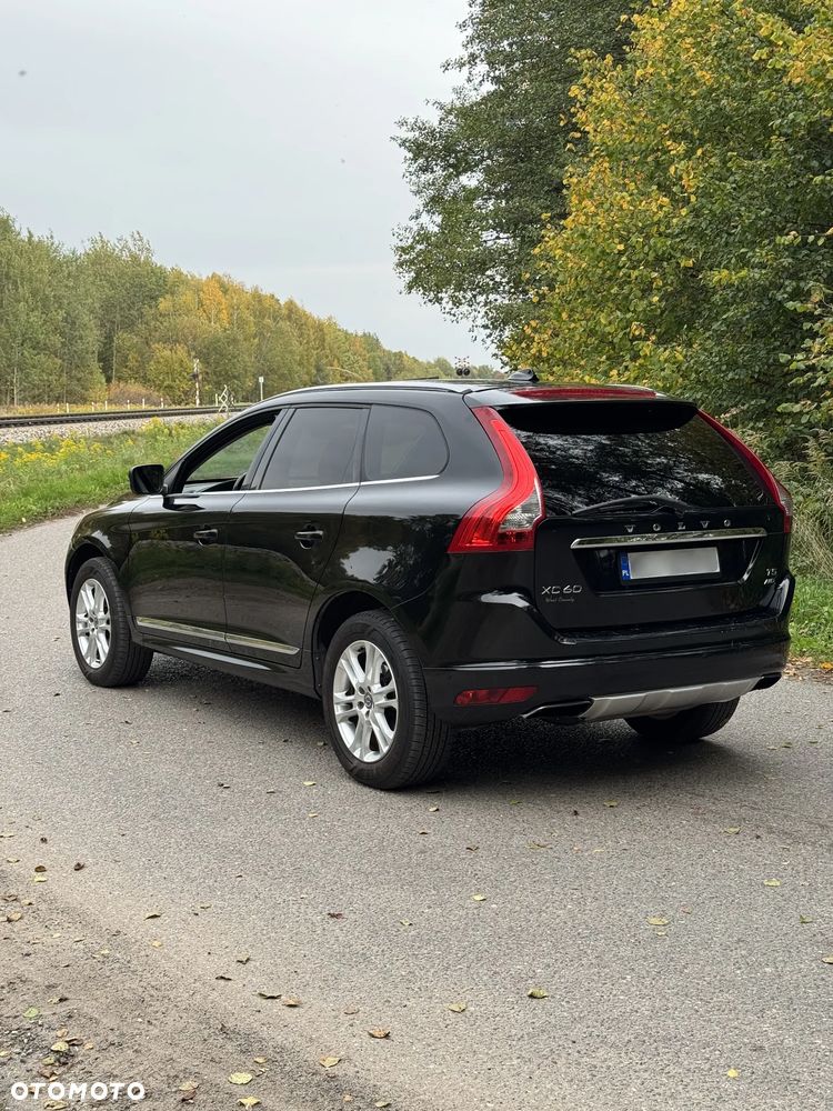 Volvo XC 60 - 6