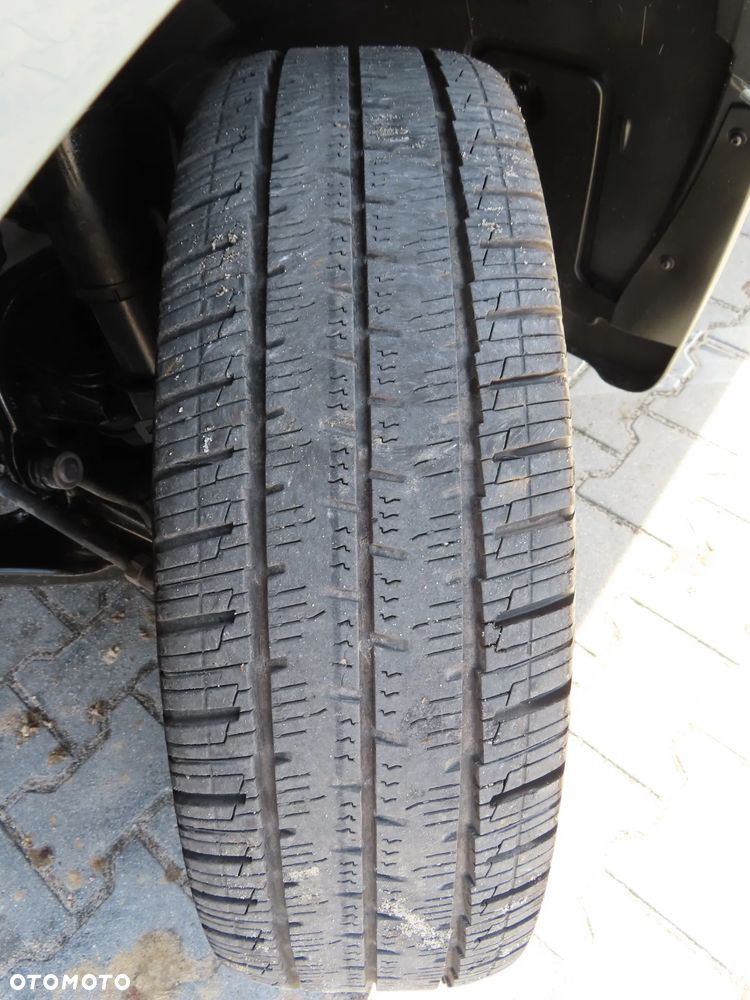 Mercedes-Benz Sprinter 519 CDI 190 KM Skrzynia Otwarta 4313 mm Długa 8.E.Palet Rozstaw Osi 4325 mm DMC 3500 Kg Ładowność 926 Kg WZMACNIANY HAK 3500 Stan Jak Nowy POLECAM - 11