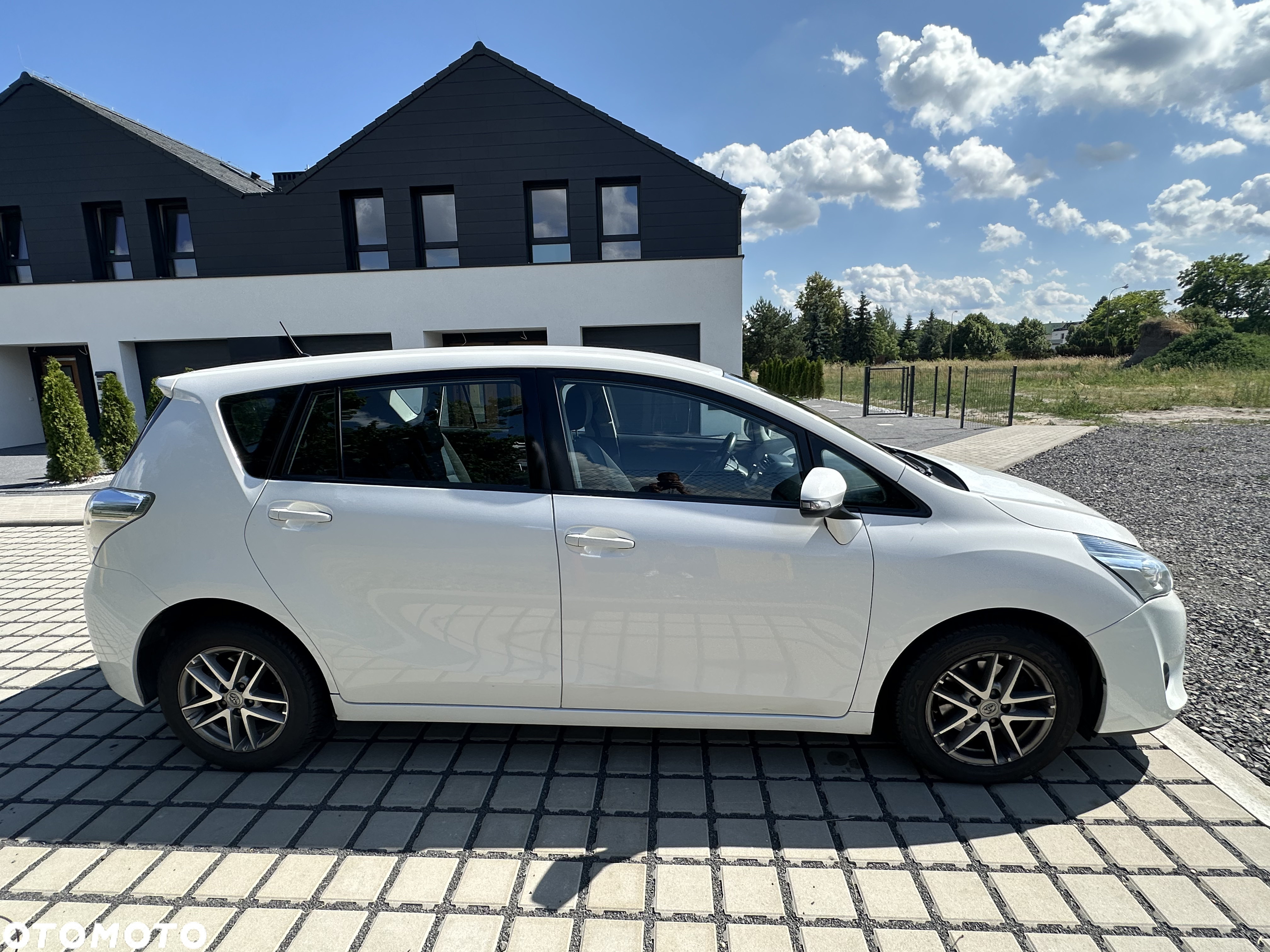 Toyota Verso 1.6 D-4D 5-Sitzer Start/Stop Edition S+ - 4