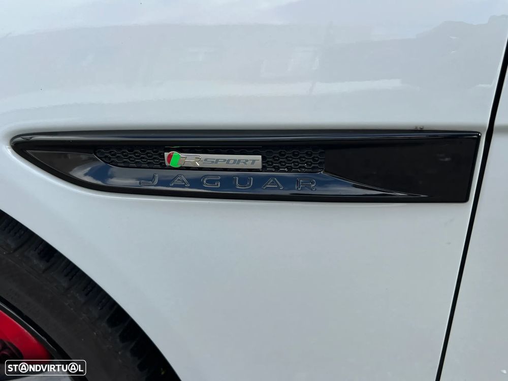 Jaguar XE 2.0 D R-Sport Aut. - 8