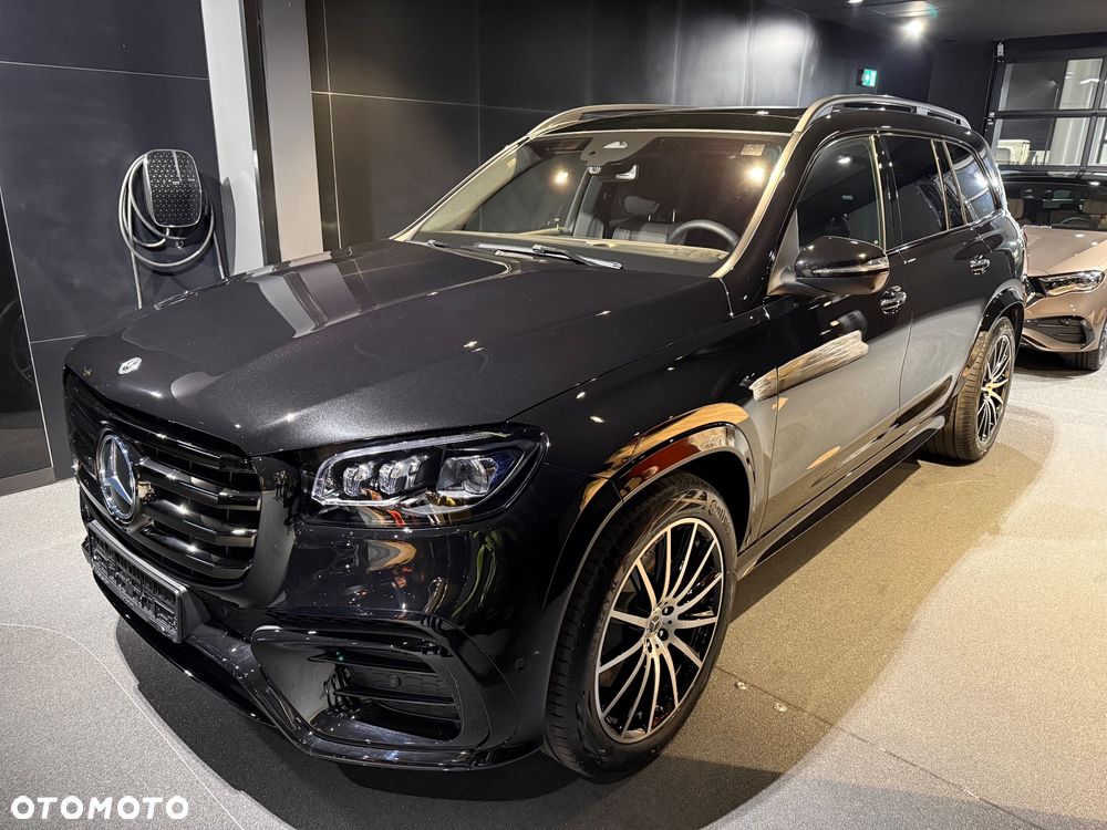 Mercedes-Benz GLS - 2