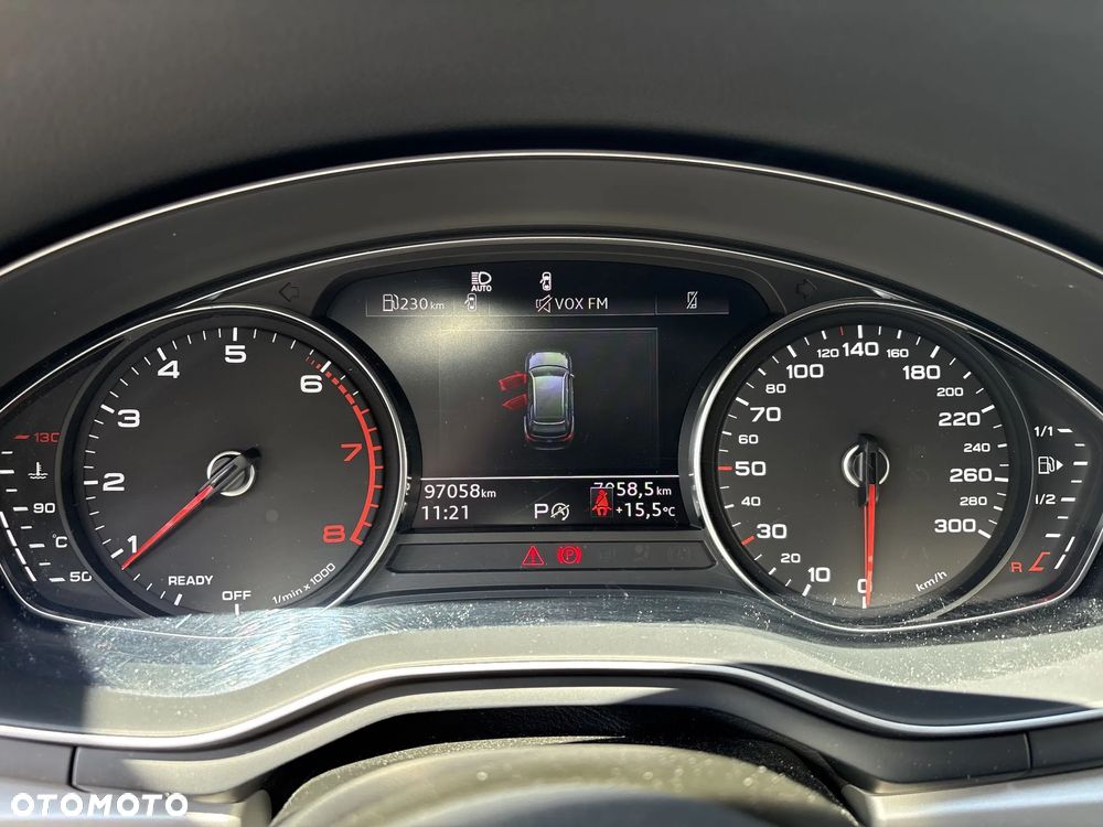 Audi A4 Limousine 35 TFSI mHEV Advanced S tronic - 16