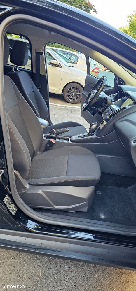Ford Focus 1.5 EcoBlue Active Business - 12