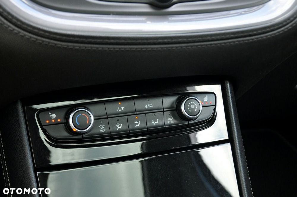 Opel Grandland X - 34