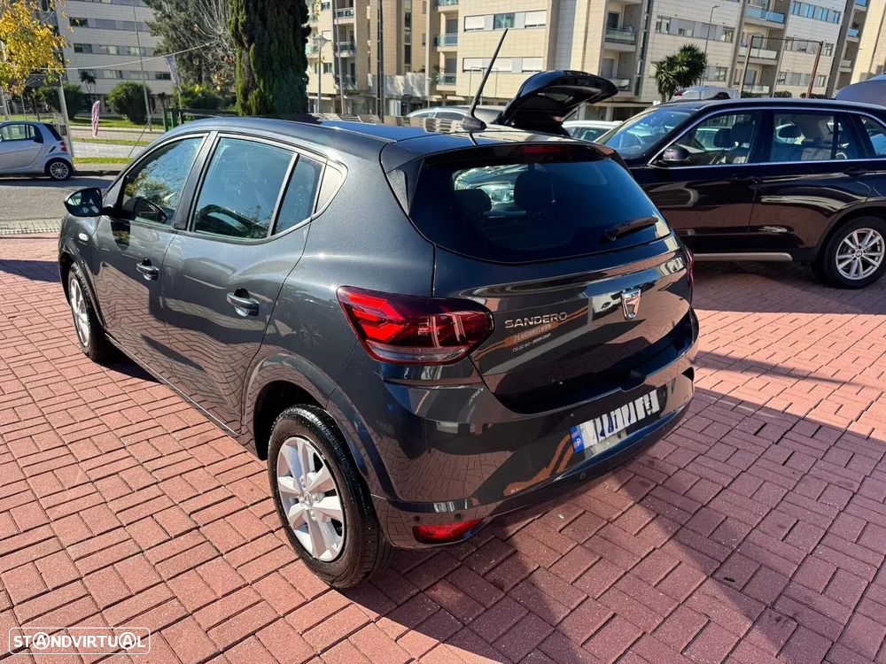 Dacia Sandero - 11