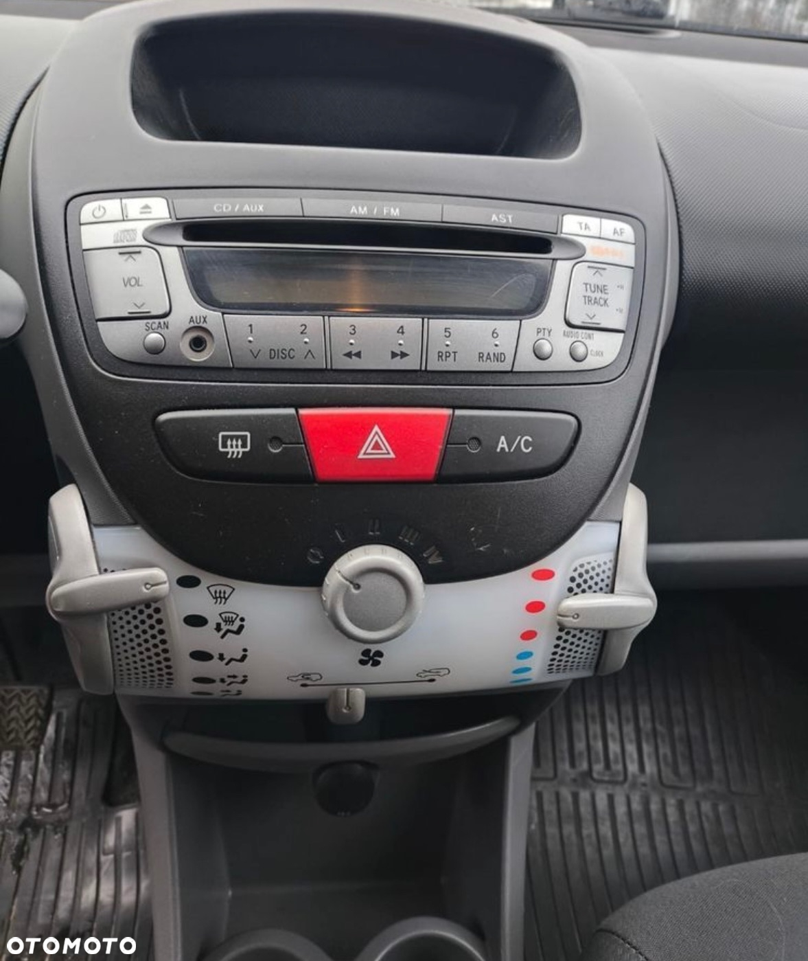 Toyota Aygo 1.0 VVT-i Luna A/C - 12