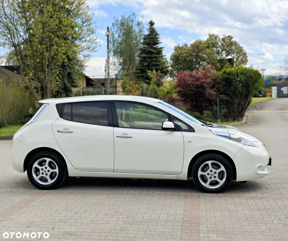 Nissan Leaf - 8