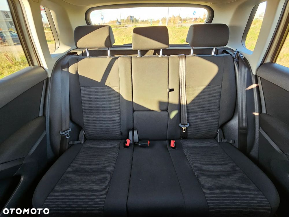 Volkswagen Tiguan - 18