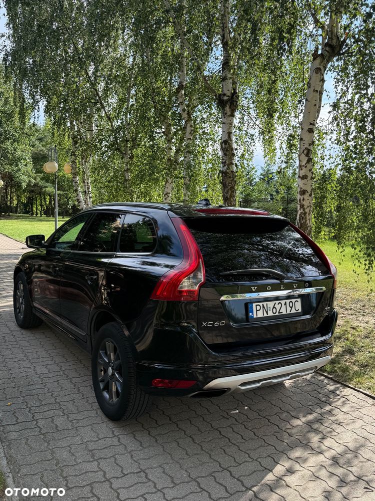 Volvo XC 60 T5 AWD Momentum - 22