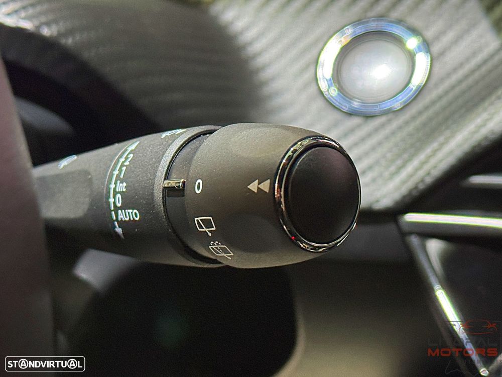 Peugeot 2008 1.2 PureTech Allure Pack EAT8 - 25