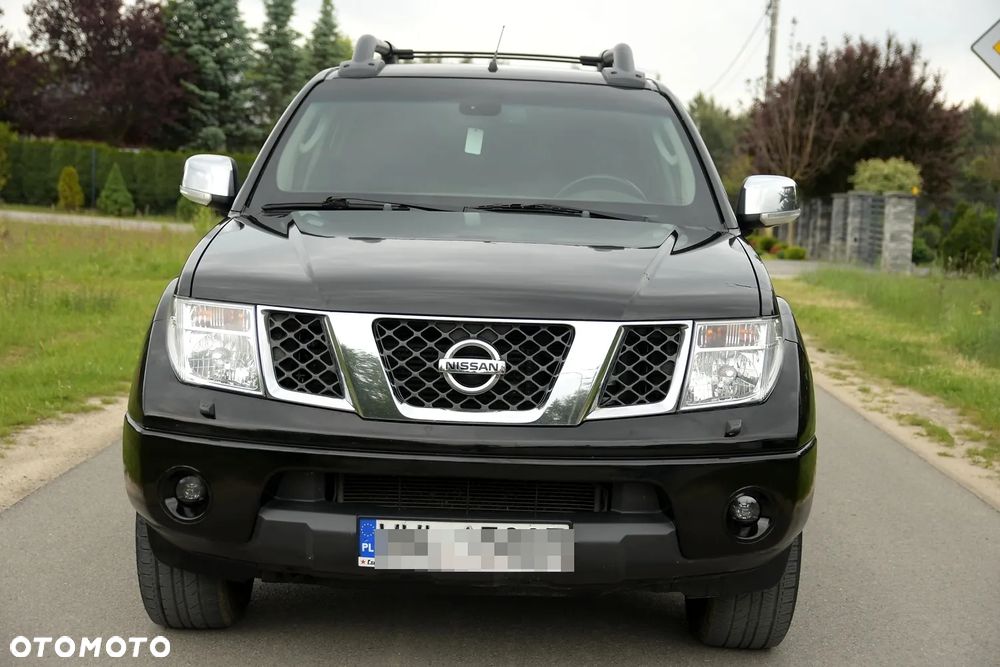 Nissan Navara 2.5 D Platinum - 10