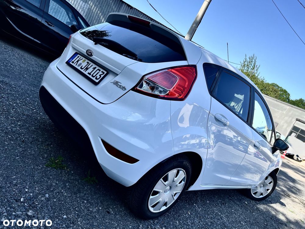 Ford Fiesta 1.25 Champions Edition - 4