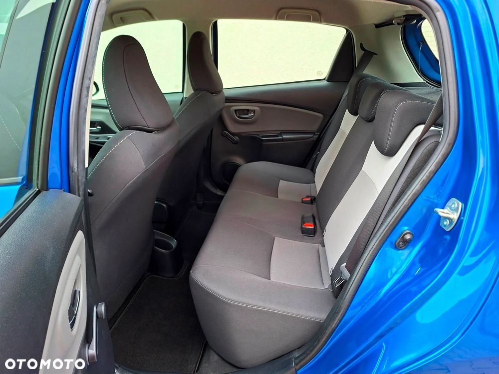 Toyota Yaris 1.5 Premium - 25
