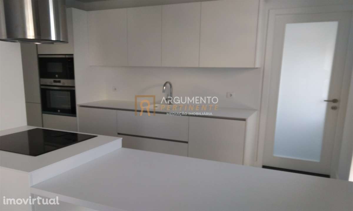 Apartamento T4 Venda em Cedofeita, Santo Ildefonso, Sé, Miragaia, São - Grande imagem: 3/37