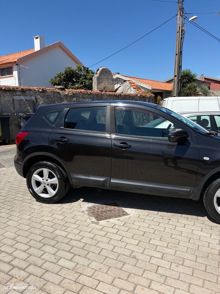 Nissan Qashqai 2.0 dCi Tekna - 5